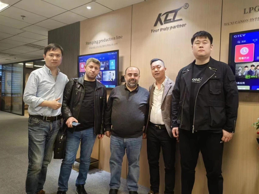 Wuxi Kelai NC Machine Tool Co., Ltd. Warmly Welcomes Customers From Türkiye!